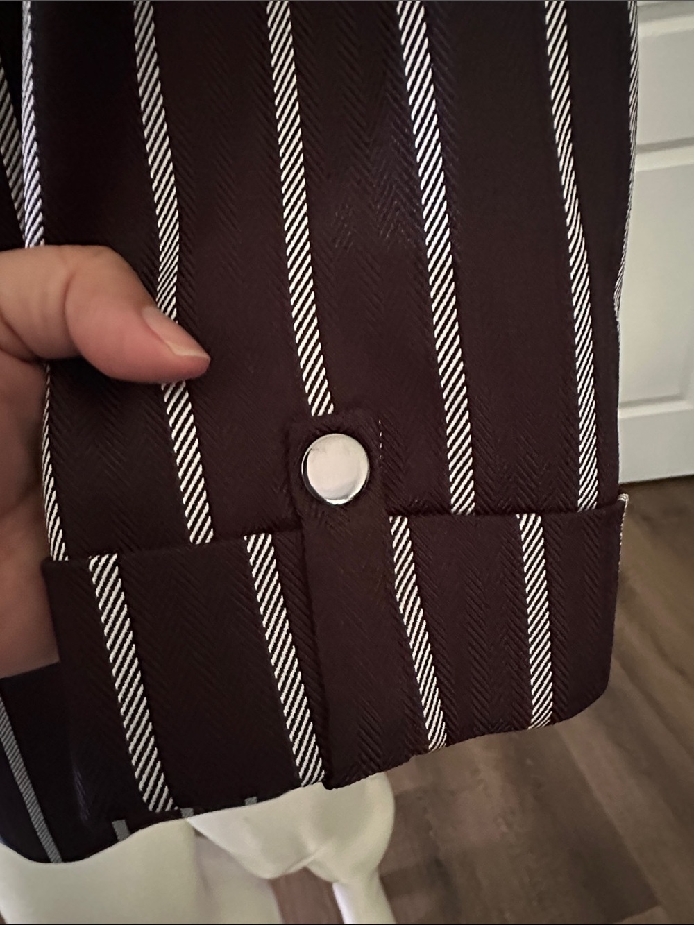 Kasper Black and White Vertical-Stripe Open Blazer - Picture 5 of 13
